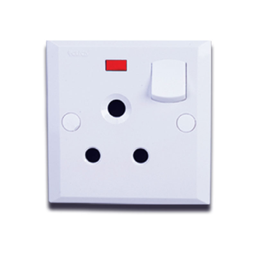 CLICK-ASTER-3 PIN ROUND SOCKET WITH SWITCH,15A